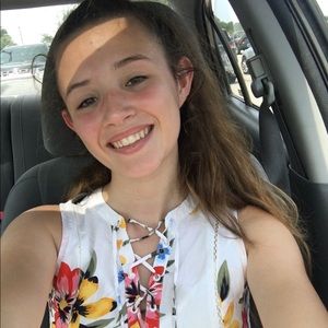 Meet your Posher, Justine